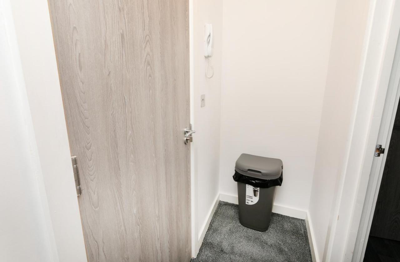 Hoemli Smart City Centre Apartment レスター エクステリア 写真