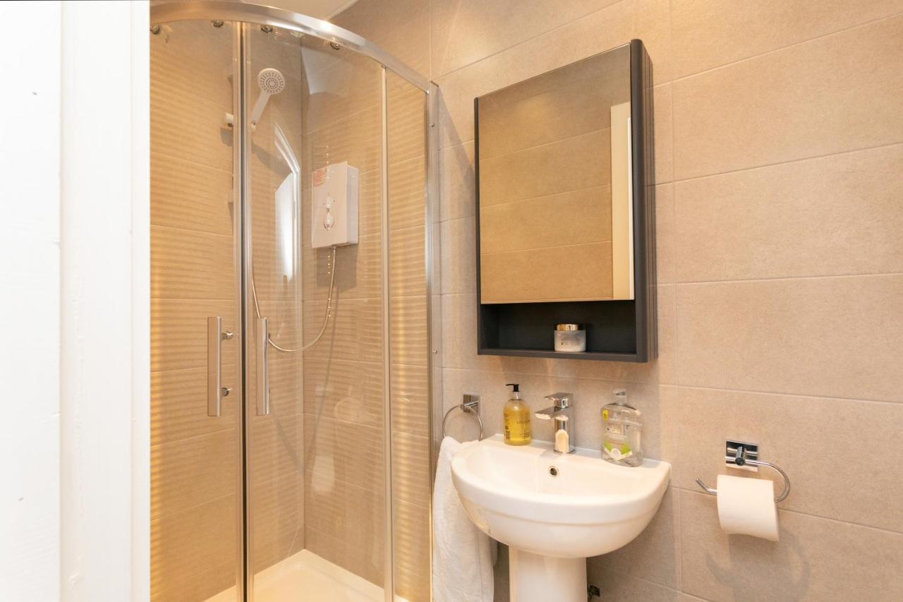 Hoemli Smart City Centre Apartment レスター エクステリア 写真