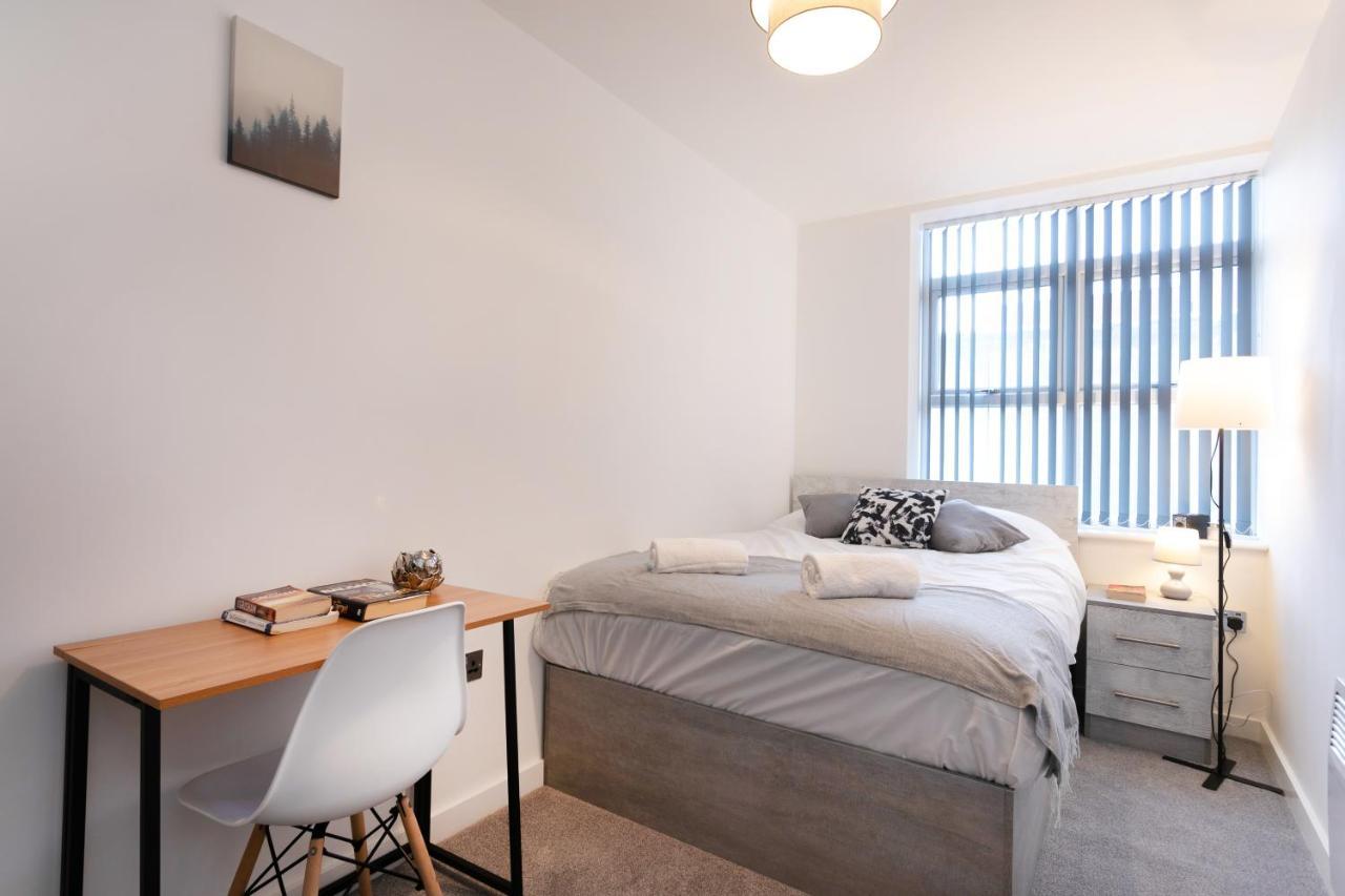 Hoemli Smart City Centre Apartment レスター エクステリア 写真