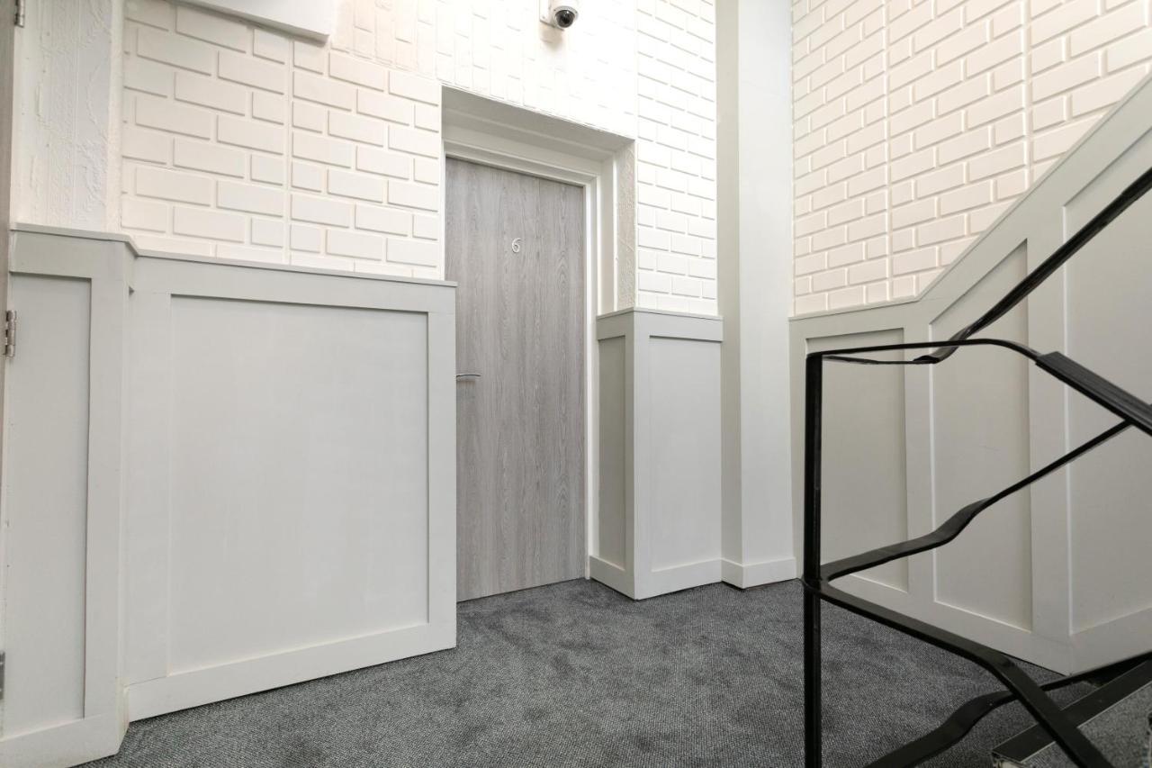 Hoemli Smart City Centre Apartment レスター エクステリア 写真