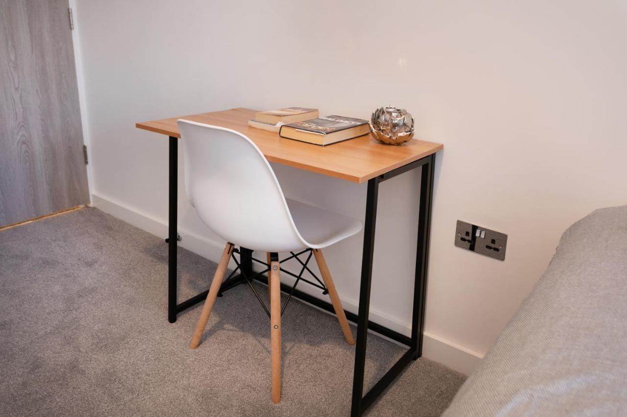 Hoemli Smart City Centre Apartment レスター エクステリア 写真