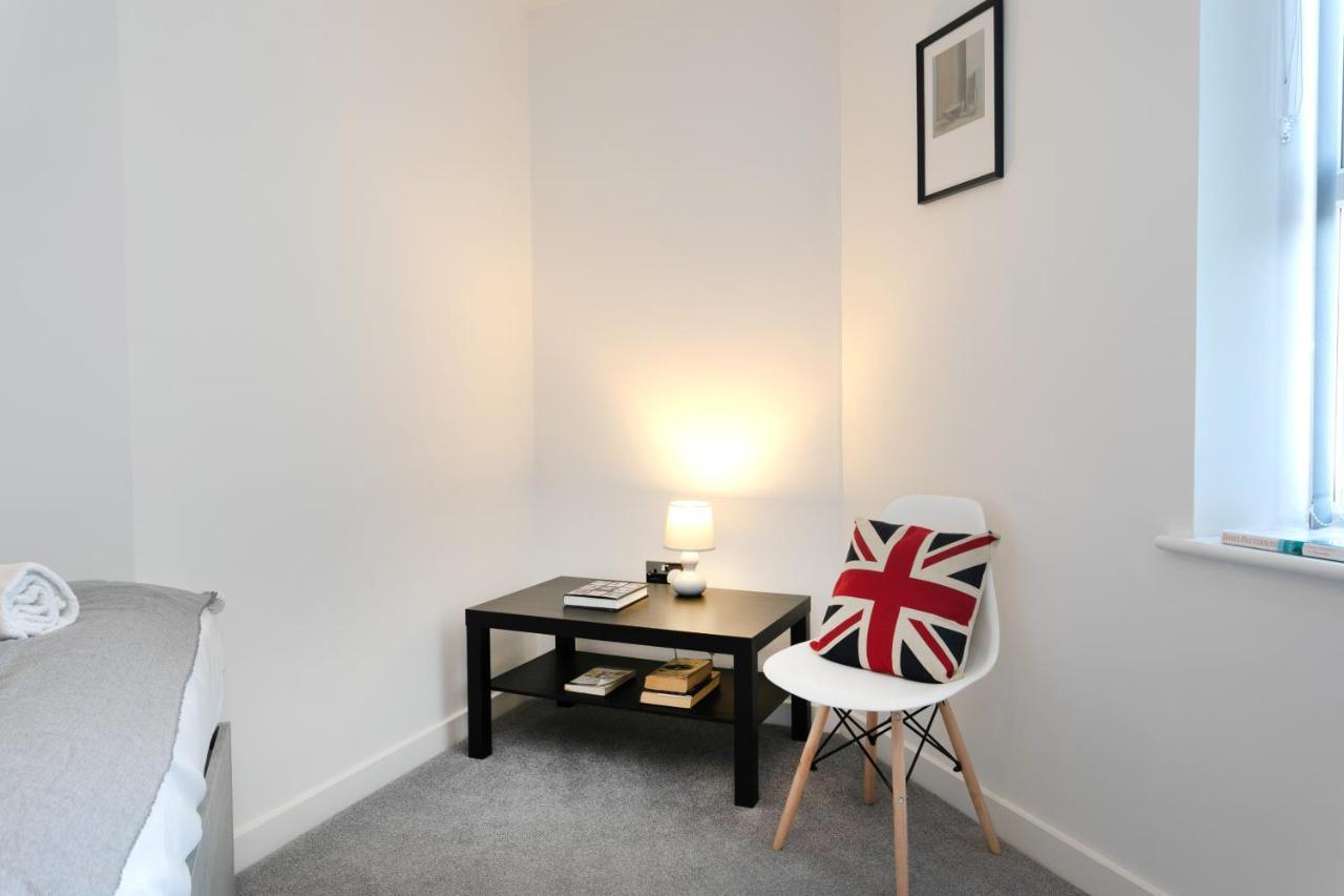 Hoemli Smart City Centre Apartment レスター エクステリア 写真